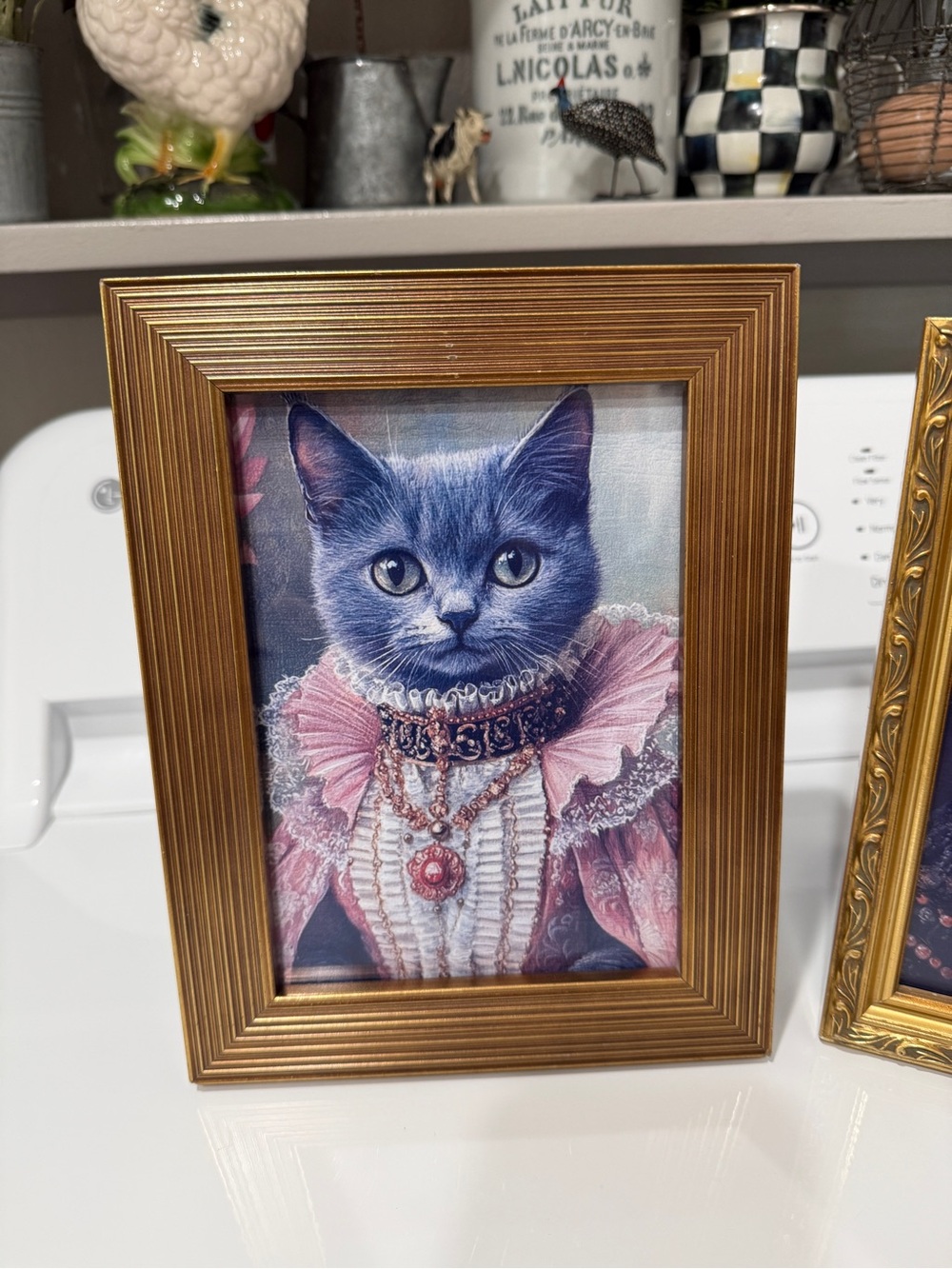 Vintage Set of 3 Gold Ornate Cat Portrait Frames - Picture 5 of 17